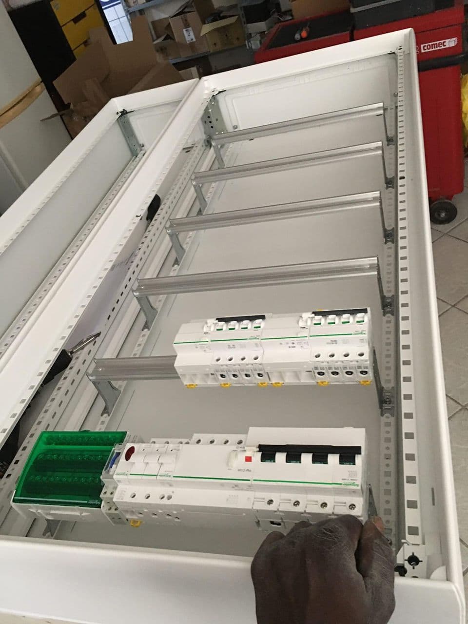 Détail des borniers et câblage